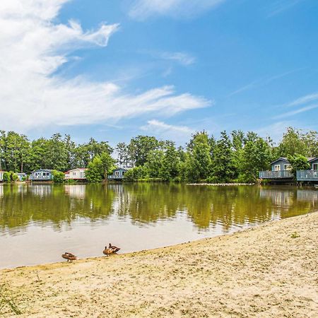 Chalet 84 Oosterwolde  Bagian luar foto