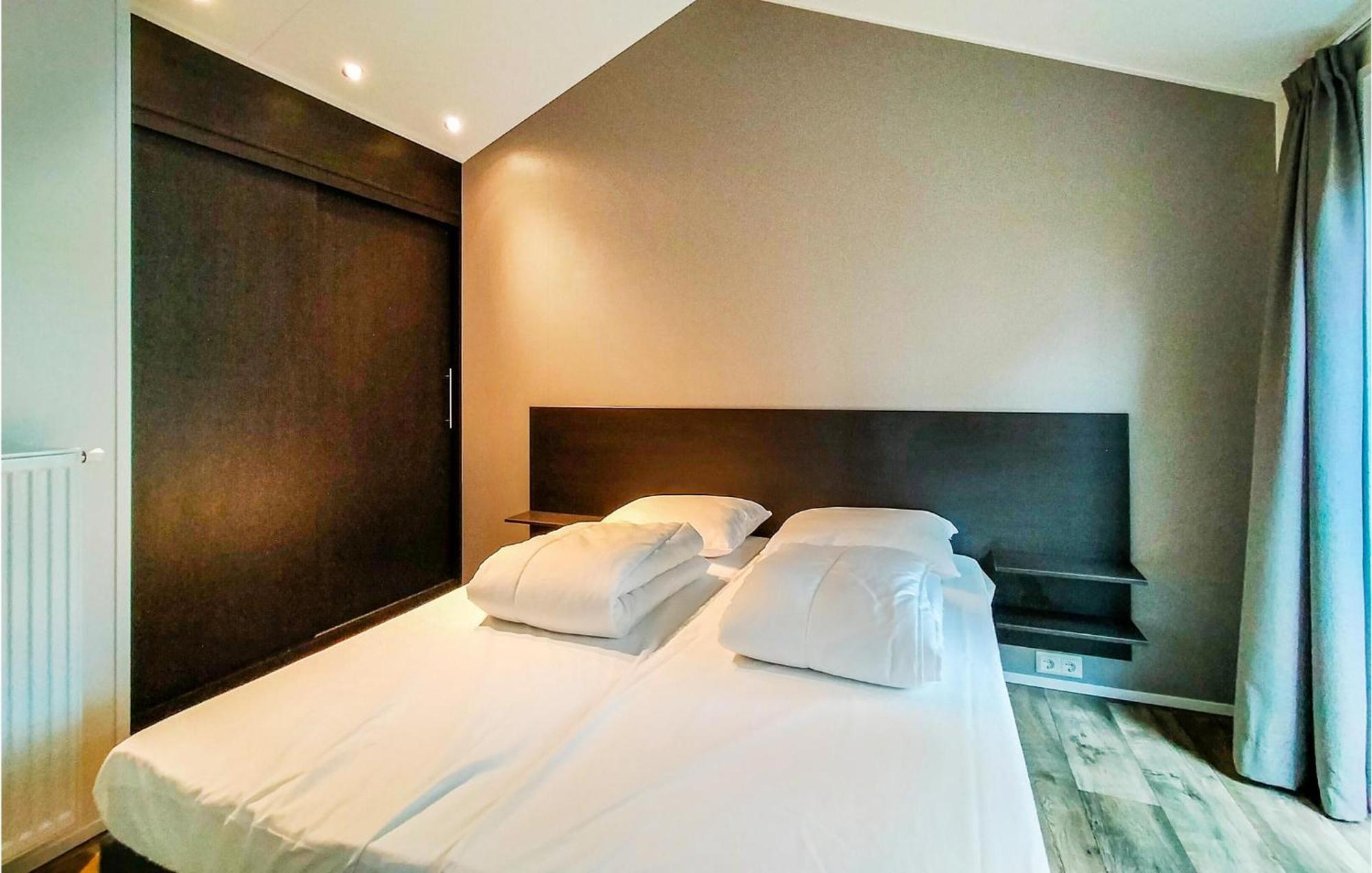 Chalet 84 Oosterwolde  Bagian luar foto
